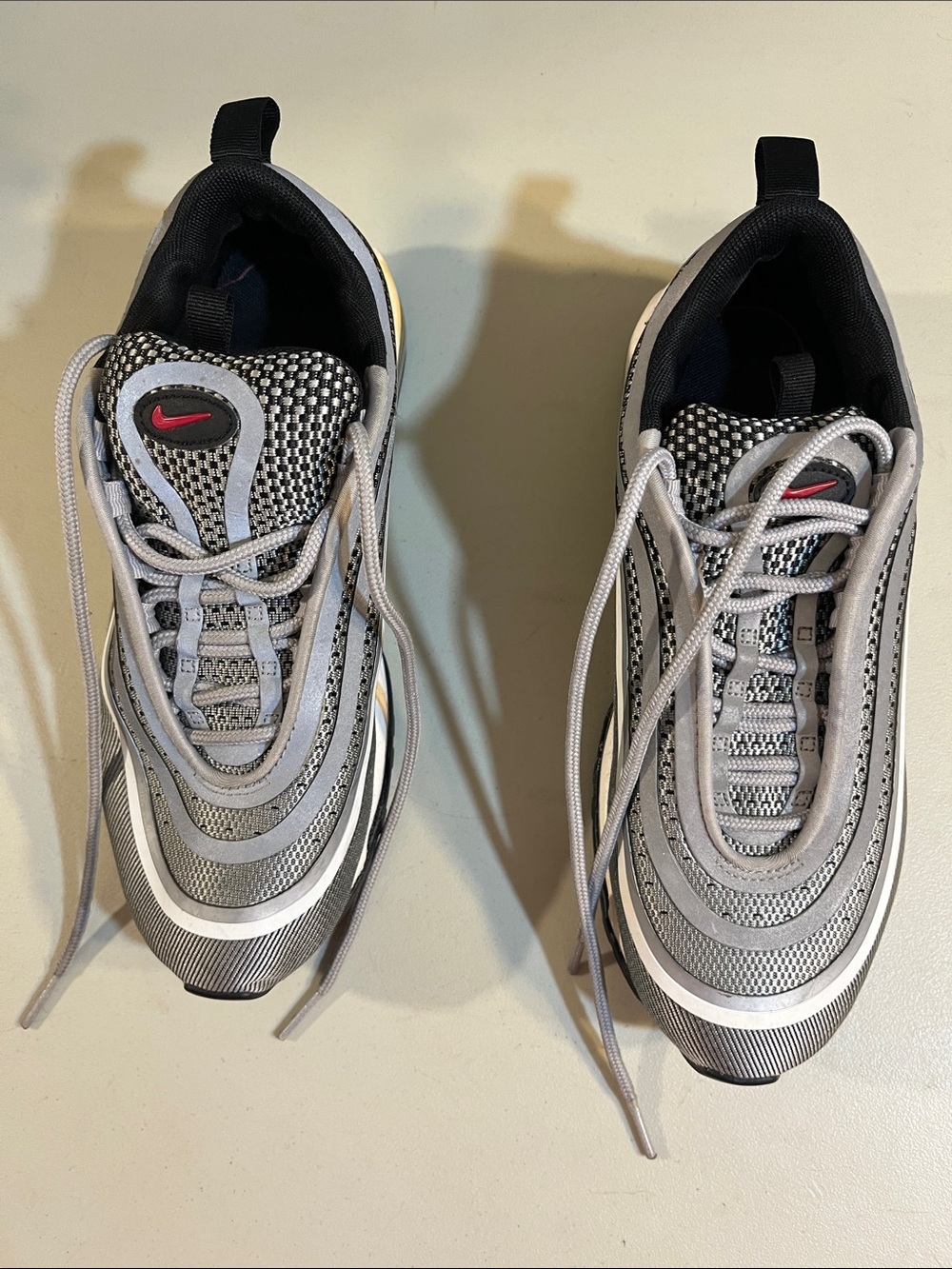 Nike Women’s Gray and Black Mesh Sneakers with Red Swoosh